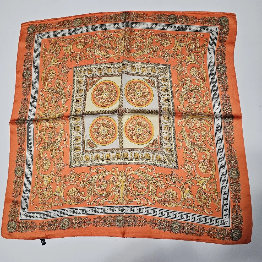 New Fashion Square Baroque Style Scarf